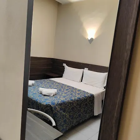 罗漫诺酒店 3* 都灵