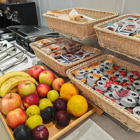 罗漫诺酒店 酒店