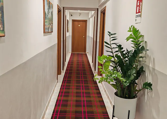 罗漫诺酒店 酒店